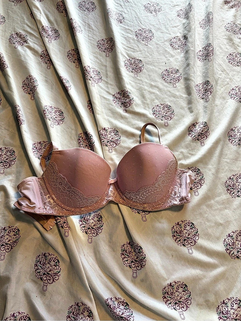 La senza Lace Underwire Bra in Pink Size 34B